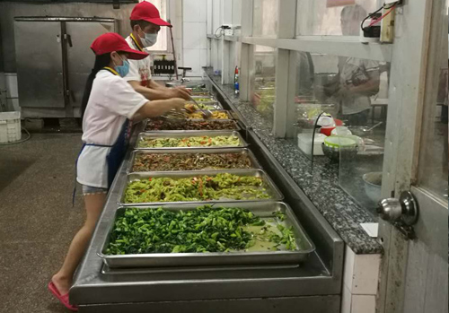 供餐现场